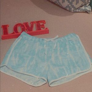 𝖦𝗂𝗋𝗅𝗌 𝖣𝗈𝗅𝗉𝗁𝗂𝗇 𝖲𝗁𝗈𝗋𝗍𝗌